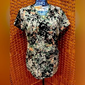Healing Hands Scrub Top, Size S